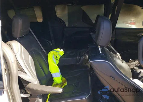 2019 Chrysler Pacifica Limited из США, поврежденный, VIN 2C4RC1GGXKR733088